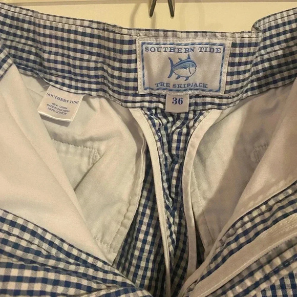 Southern Tide skipjack shorts - Picture 3 of 5